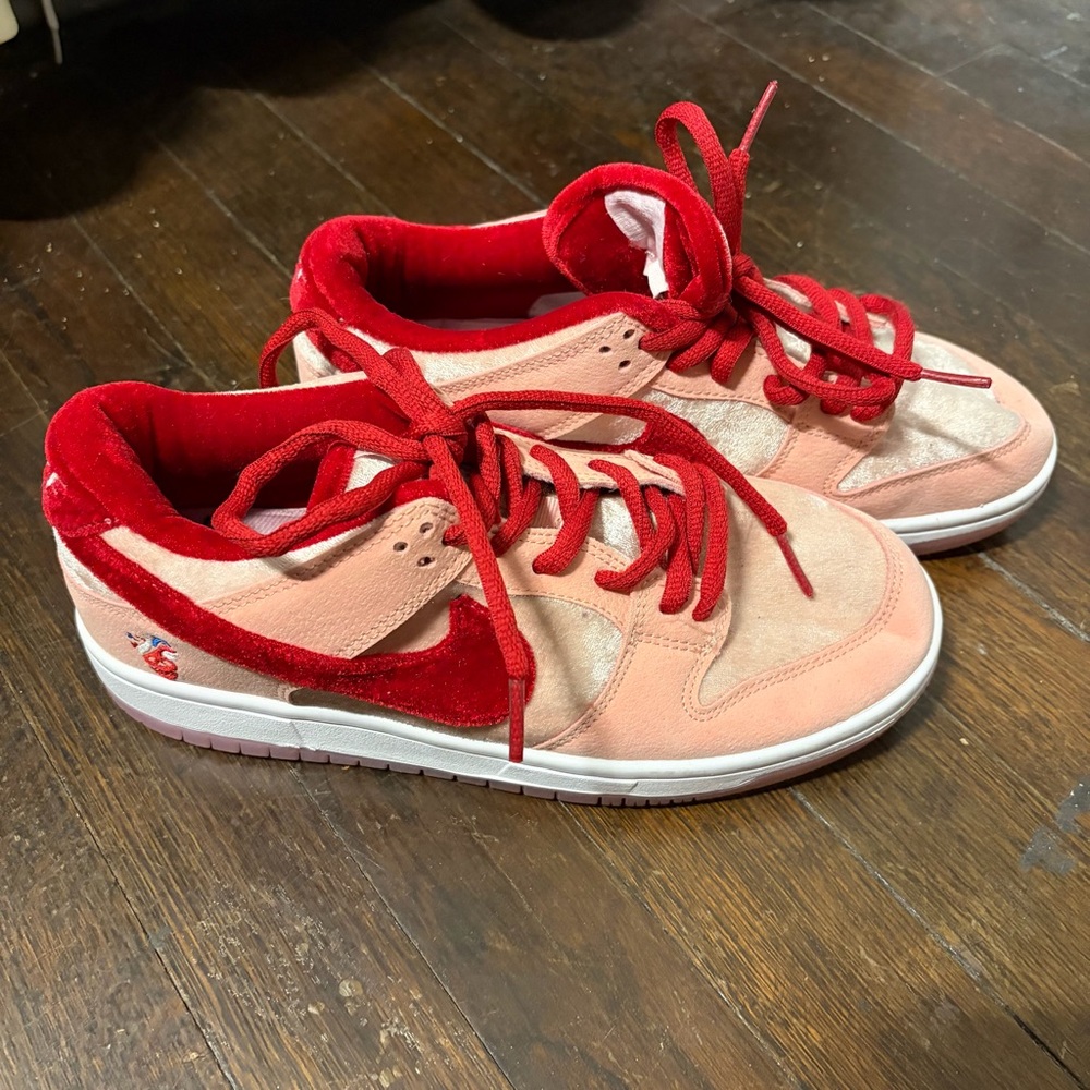 Nike SB Dunk Low “StrangeLove” – Size 8W